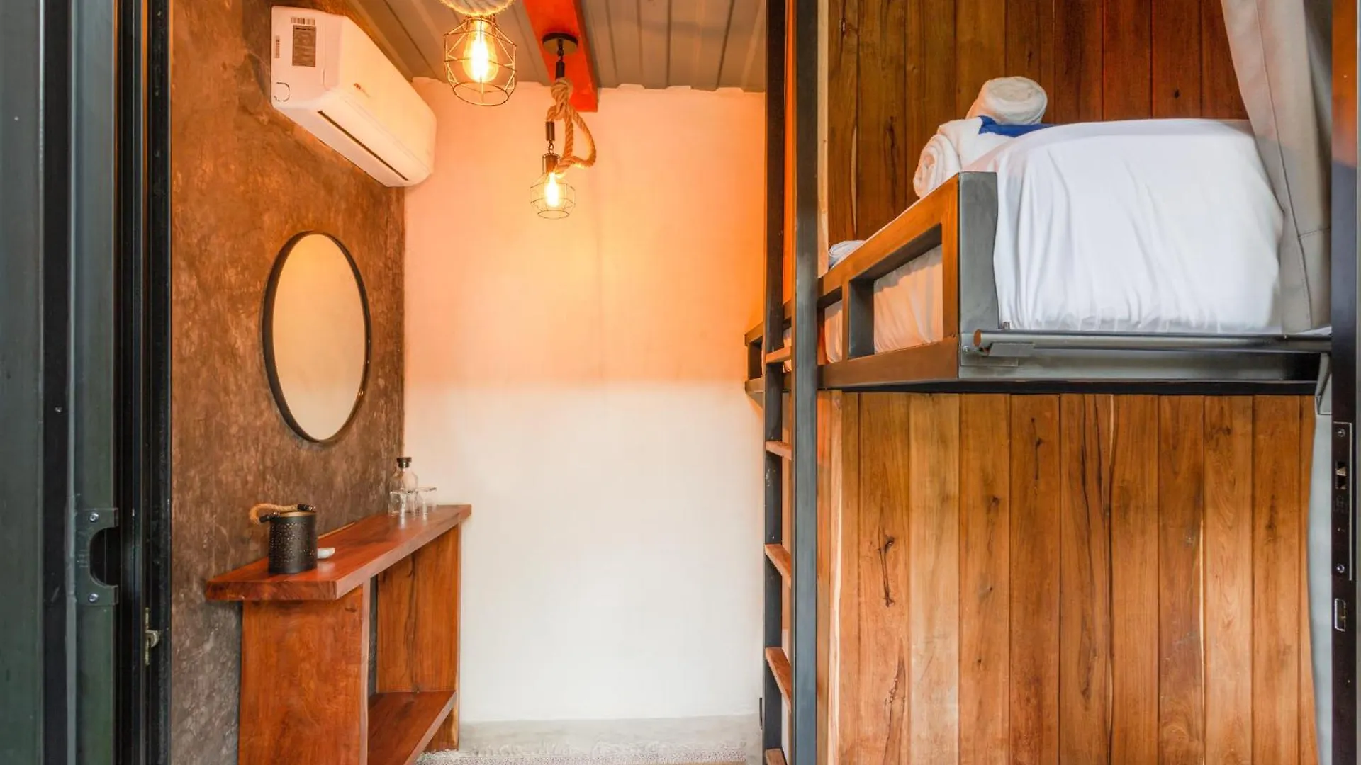 Meteora Stay & Coffeehouse Tulum 0*,  Mexique